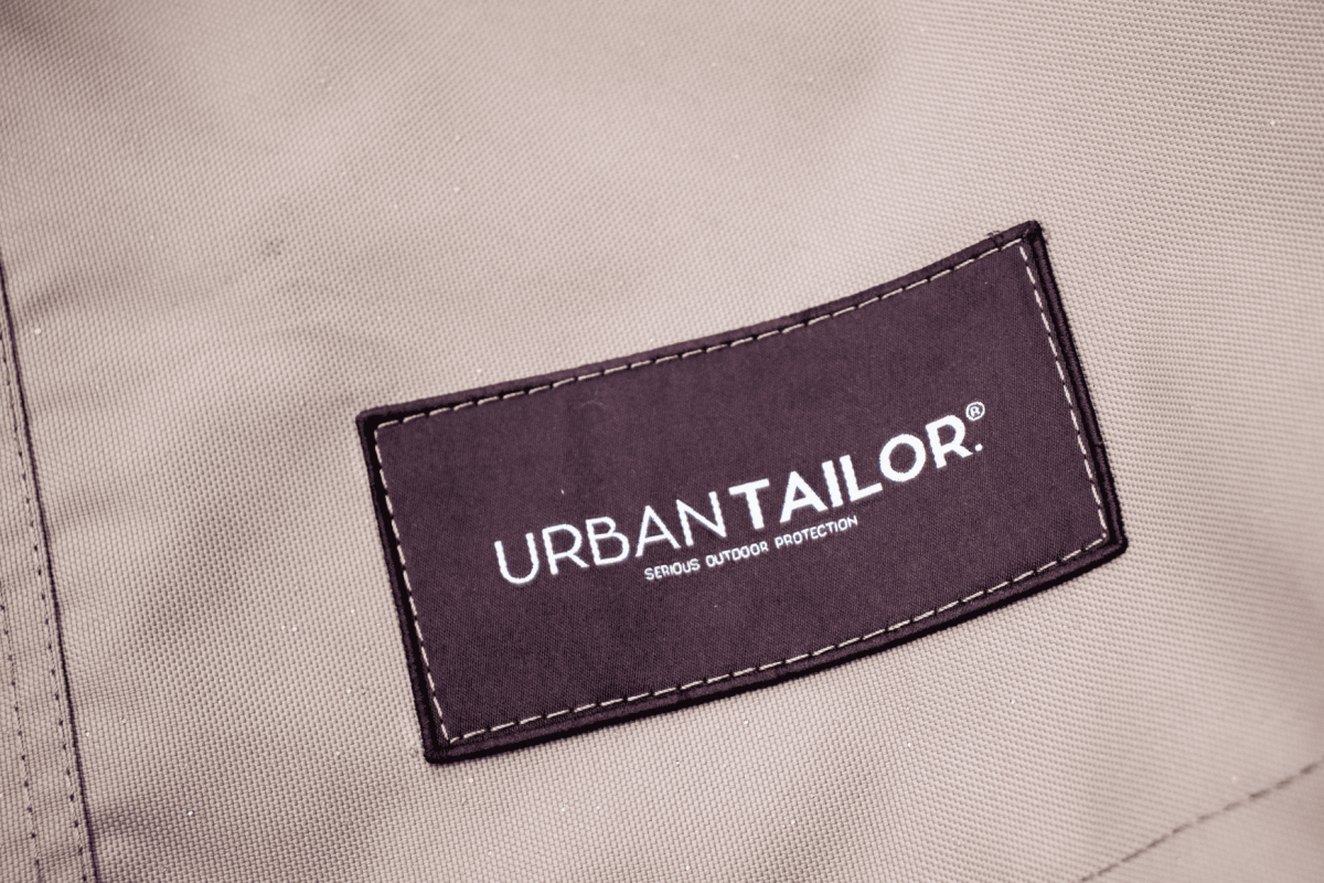 URBAN TAILOR. Gartenmöbelabdeckung 2029 – 240 x 240 x H75 cm – Bild 4
