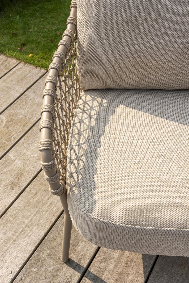 4 Seasons Outdoor Sardinia Bistro Set latte mit Volta Tisch – Bild 7