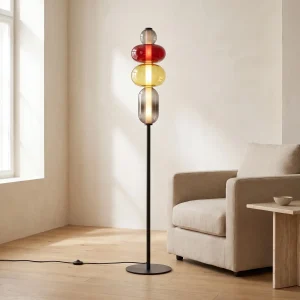Stehleuchte mit farbigen Glaskörpern in Rot, Gelb und Rauchgrau für Wohnzimmer – warmweiß, kaltweiß oder dimmbar per Fernbedienung