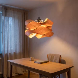 Holz-Pendelleuchte mit unregelmäßigem Schirm im zeitgenössischen Stil für Schlafzimmer und Arbeitszimmer – 45 oder 60 cm, E27, Naturholz oder Dunkelholz