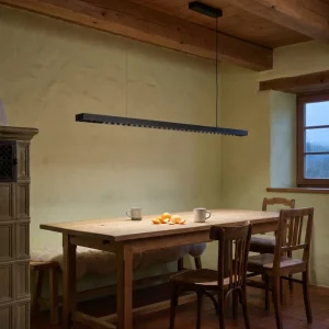 Lineare LED-Pendelleuchte im minimalistischen Stil für Esstisch, Büro und Bar – längliche Form, E27-Fassung